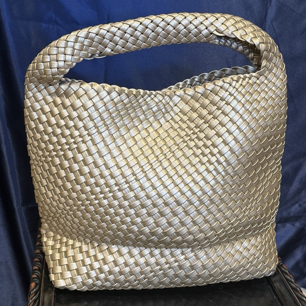 Large Woven Tote Bag Metallic Gold Shoulder Bag Purse-New with Tags & Beautiful! - Picture 3 of 9